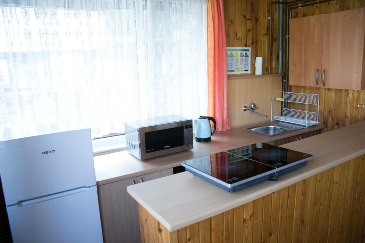 Camping Oaza Blonie Kornik Domki Standard - 3 Pokoje Exterior photo
