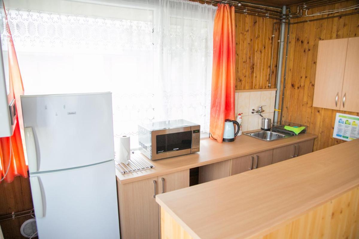 Camping Oaza Blonie Kornik Domki Standard - 3 Pokoje Exterior photo